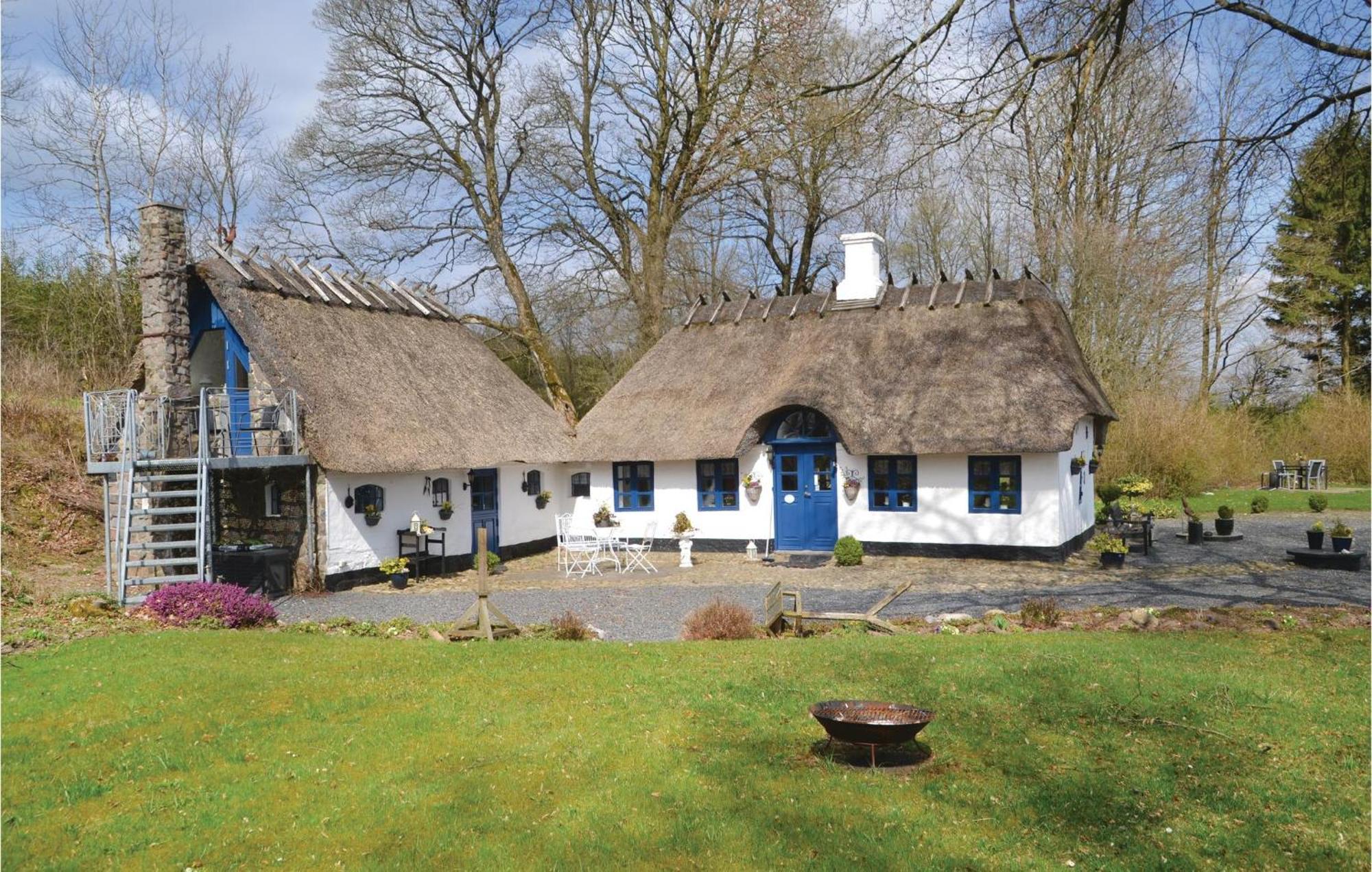 Lovely Home In Give With House A Panoramic View Exterior photo