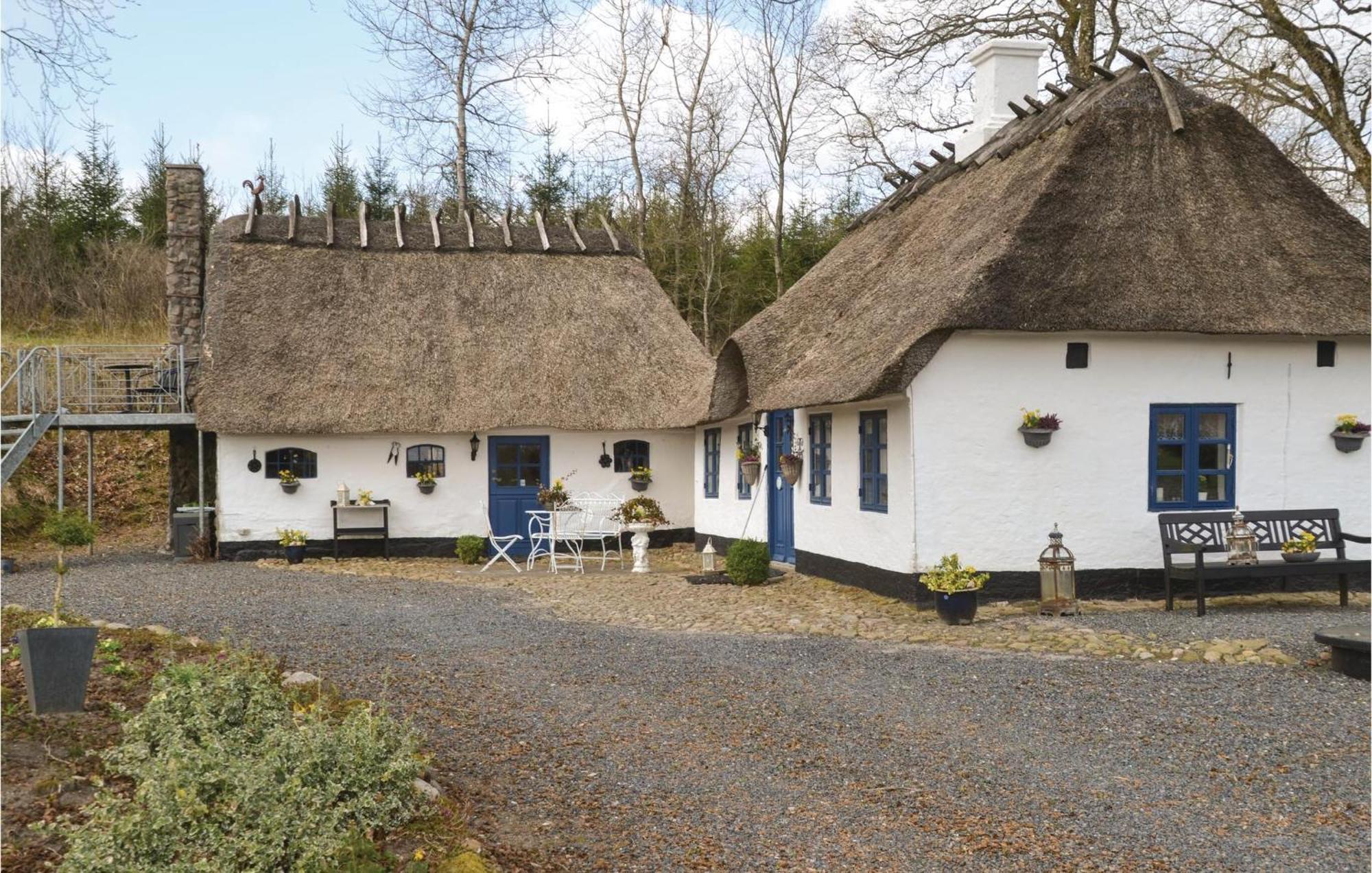 Lovely Home In Give With House A Panoramic View Exterior photo